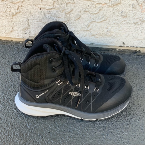 Keen Women's 5.5 Vista Energy Mid Carbon Fiber Toe EH Slip Resistant Work Boot - Picture 3 of 15